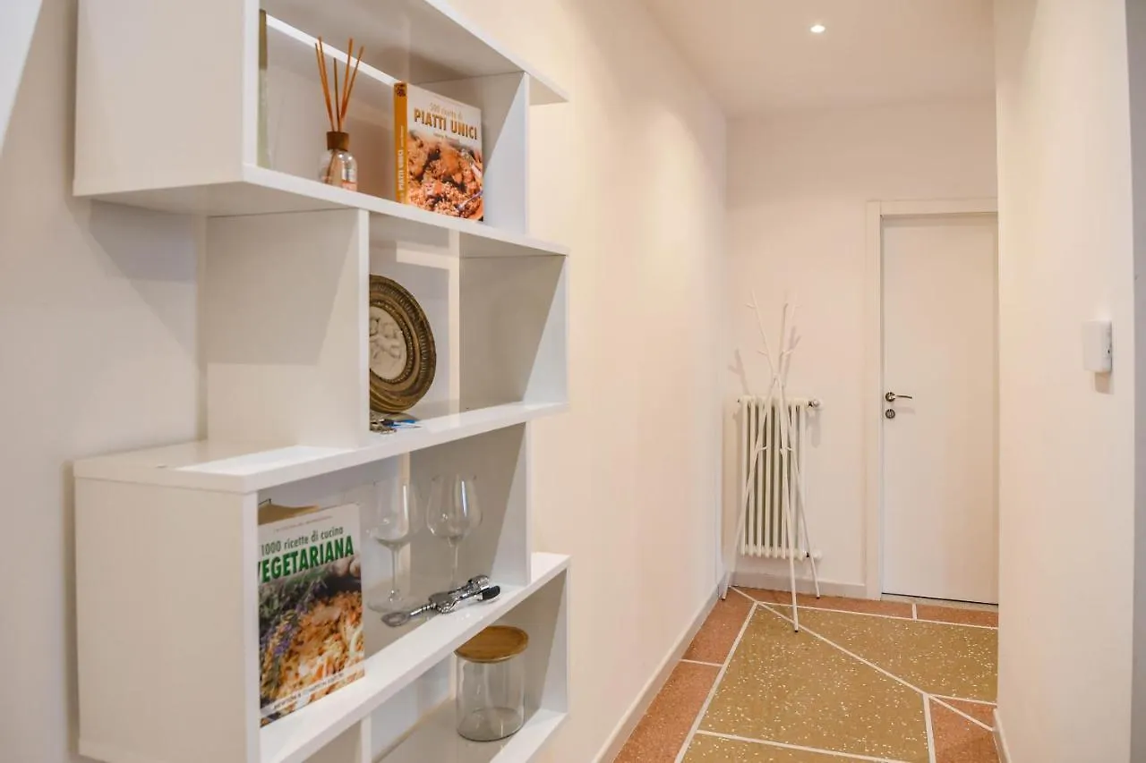 Apartment Fontanesi Suite Bologna Italy
