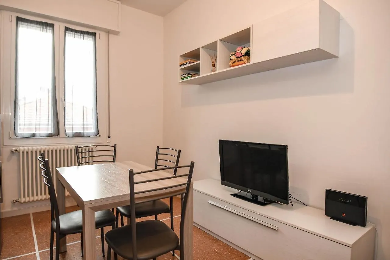 Fontanesi Suite Boloňa 0*,  Itálie